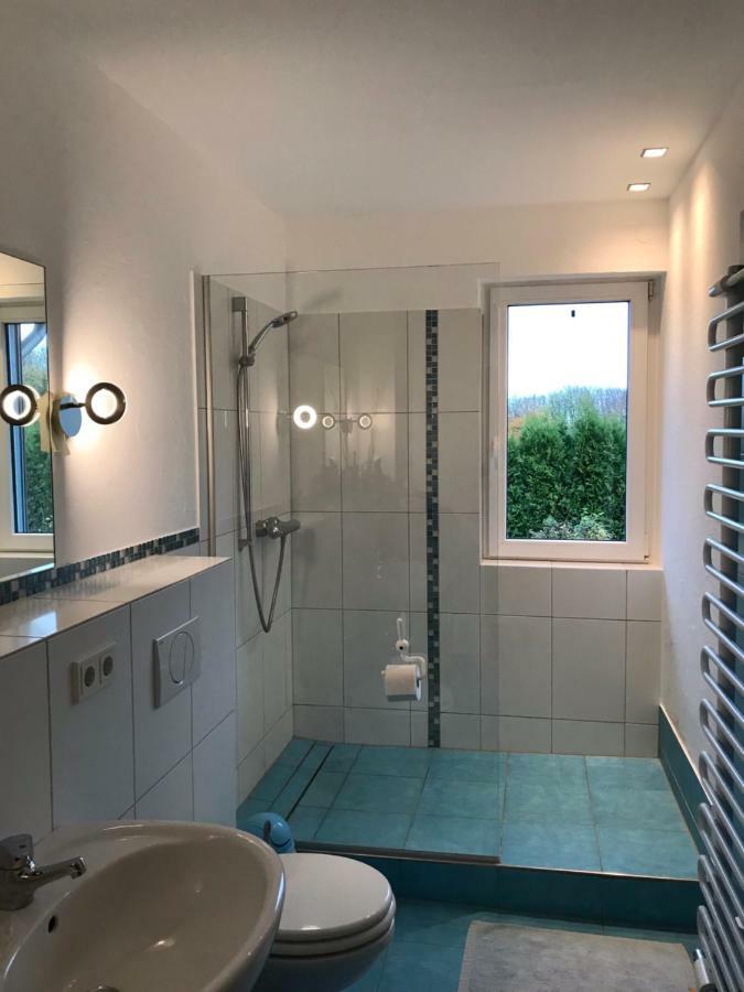 Kleine Auszeit Mit Aussicht Velbert Toenisheide Apartment Екстериор снимка